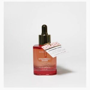 Strawberry Shake EDP Oil Sand + Fog NWT